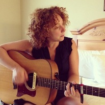 Rebecca_Rego_-_Folk_Alliance_3