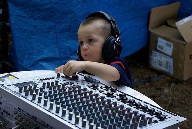 angry_sound_guy_engineer_live_build_a_fanbase