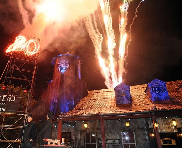 house_of_blues_sunset_sonicbids_book_gigs