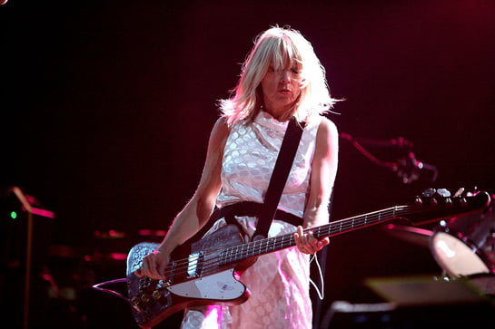 1024px-Image-Rock_en_Seine_2007_Kim_Gordon_Sonic_Youth_2.jpg