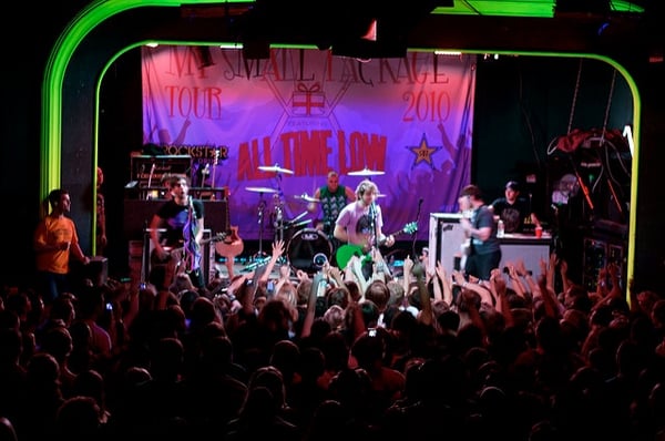 The_pop_punk_band_All_Time_Low_plays_to_a_packed_crowd_at_the_Hawthorne_Theatre._.jpg