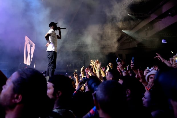 How to be an audience member at an underground rap battle, Blogs