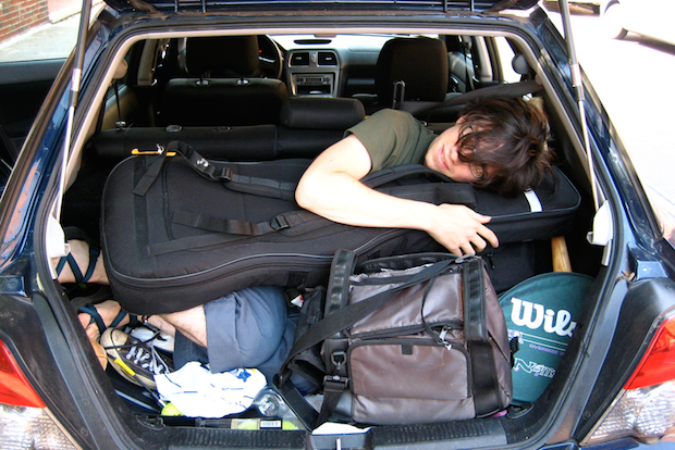 Musician_in_a_car